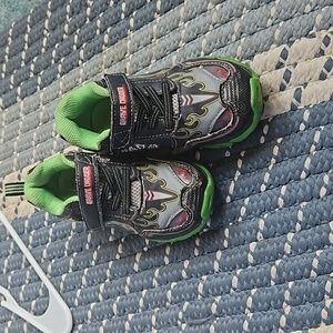 Toddler grave digger light up shoes(one light in front burnt out)